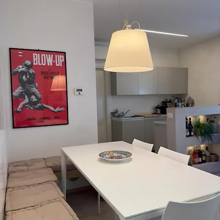 Flavia Flexyrent Ac Apartment